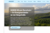 Website-Mockup der GGEW AG aus Bensheim im Desktop-Layout. Zu sehen ist ein großes Headerbild mit Landschaftsaufnahme der Bergstraße, darüber die Navigationsleiste mit Produktkategorien wie Strom, Gas, Wärme und Photovoltaik. Im Vordergrund befindet sich ein abgedunkeltes Textmodul mit der Headline „GGEW AG aus Bensheim – Ihr Energieanbieter an der Bergstraße“ sowie einem Button „Tarife entdecken“. Darunter beginnt der Tarifrechner mit Eingabefeldern für PLZ und Jahresverbrauch. Modernes, hellblau-grünes Interface.